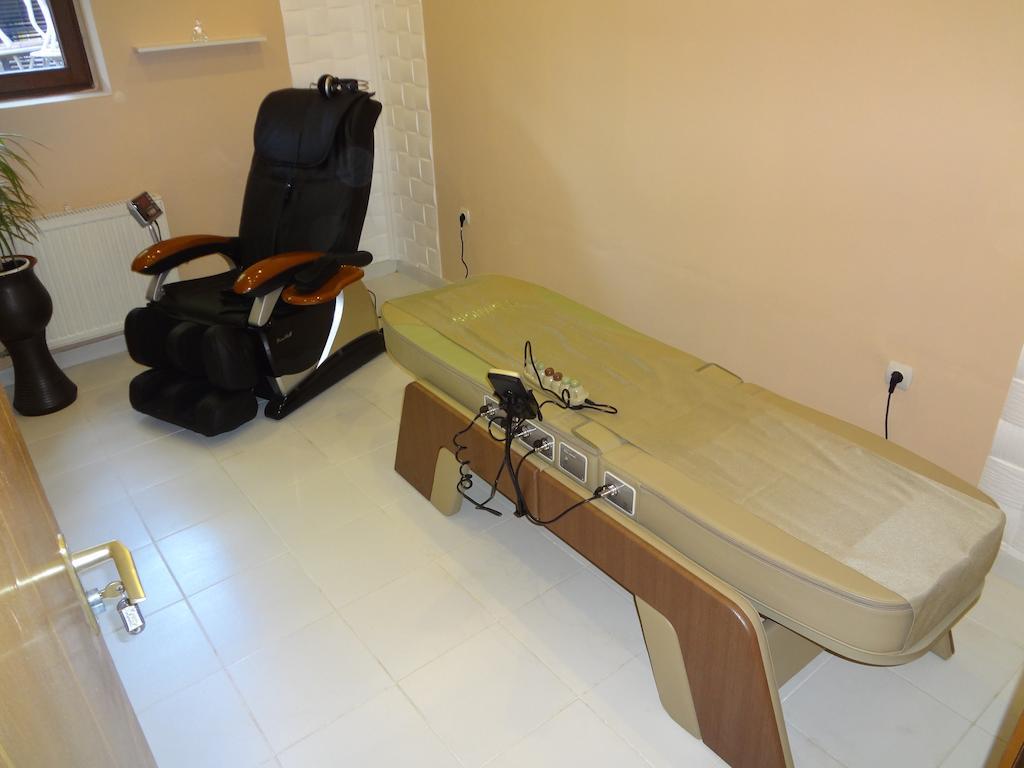 Harmonia Apartmanhaz Balatonlelle Luaran gambar